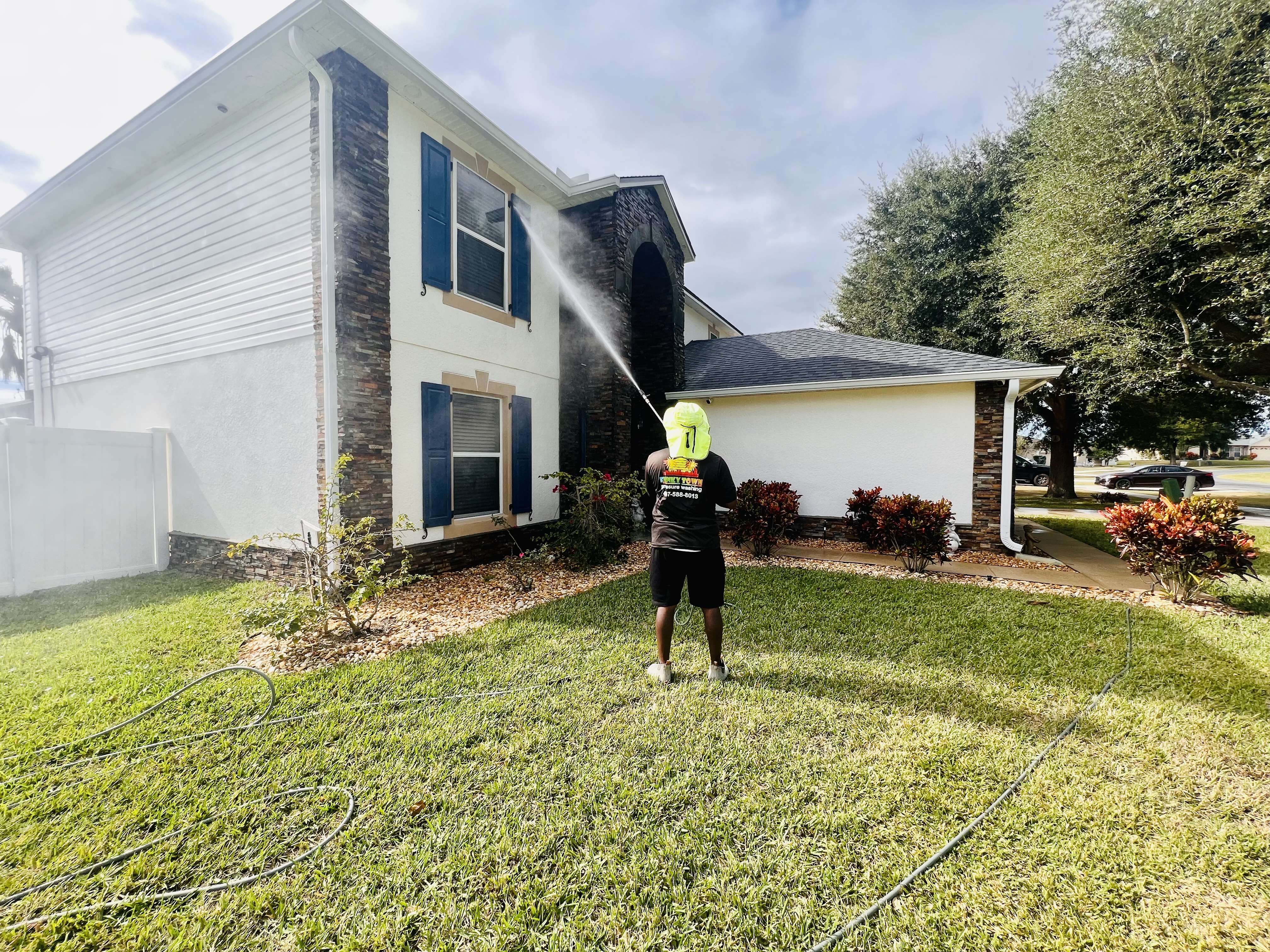 House Washing Package !Another satisfied customer In Groveland Florida